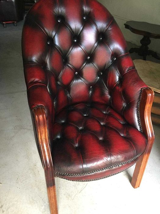 Scaun de birou chesterfield!