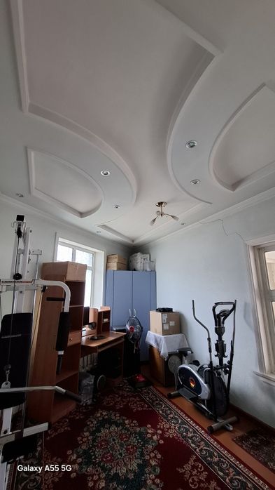 Keles kirofda Tayyor uy sotiladi