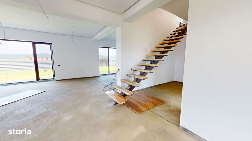 Casă nouă tip duplex în Cristian, 5 camere, 2 băi, materiale premium