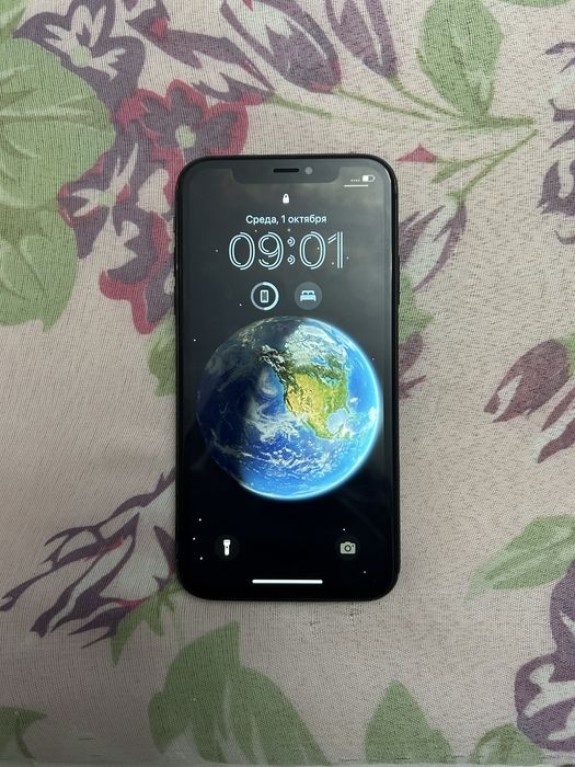 Продам IPhone XR 128 gb