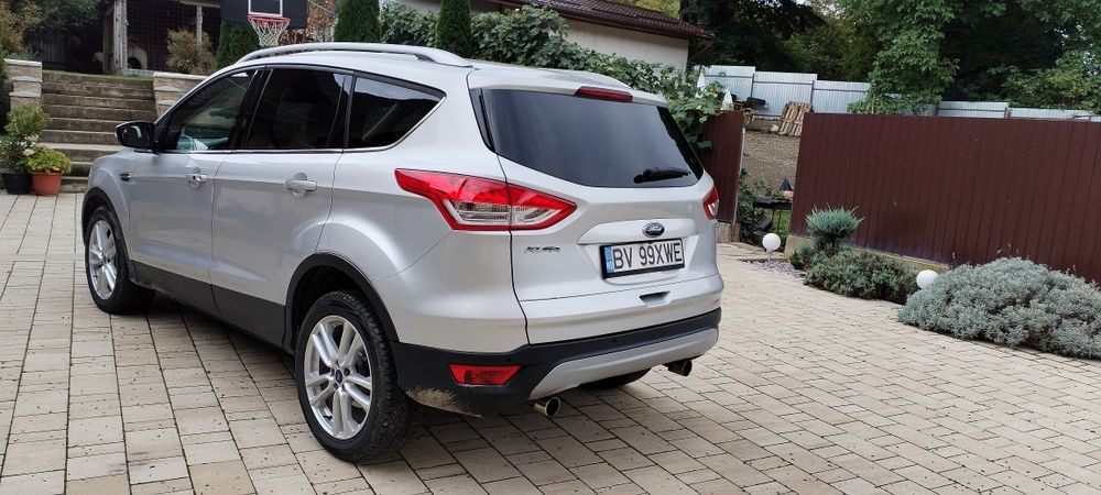 Ford Kuga 4x4 Titanium