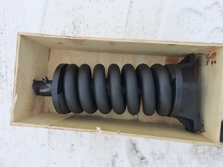 Натяжитель цепи, колесо (ленивец) Volvo Hyundai Jcb Komatsu Hitachi