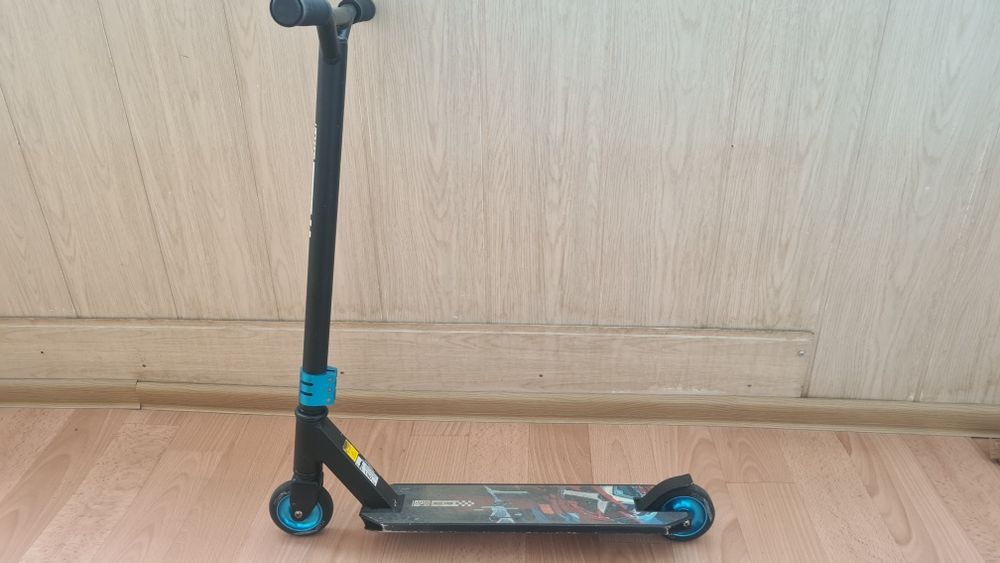 Продам трюковой самокат