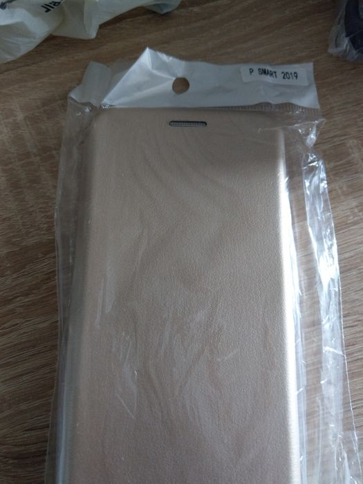 Huse noi sigilate 150 de lei toate