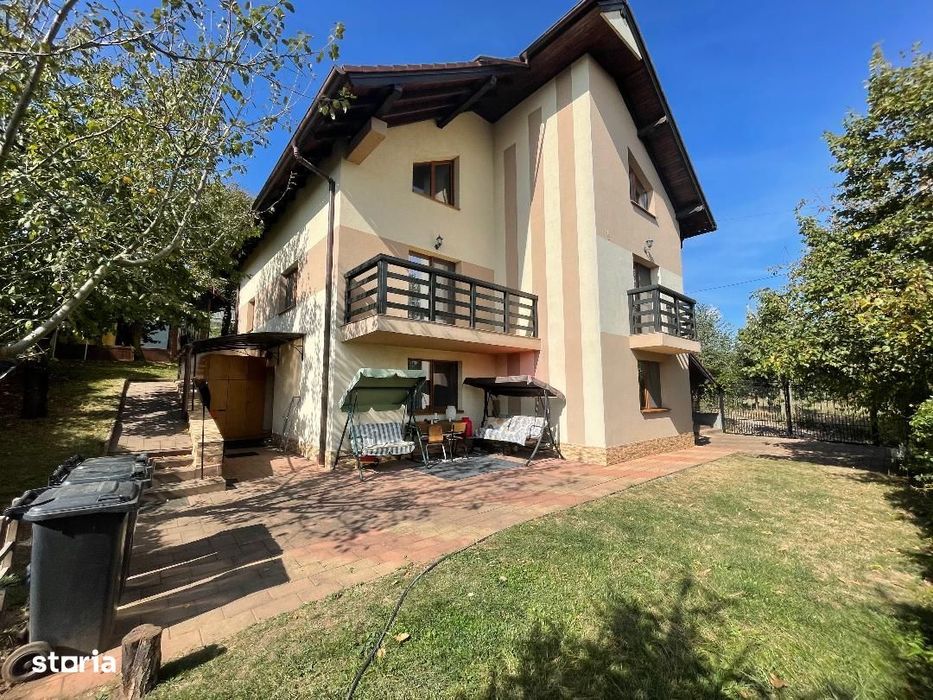 Casa in Alba Iulia cu GARAJ