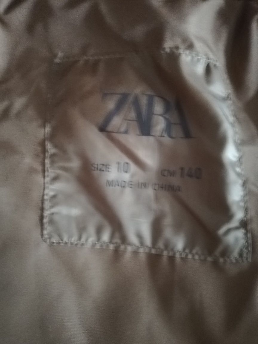Преходно дълго яке Zara