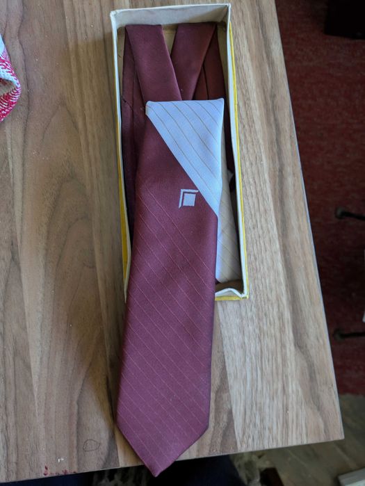 Cravata "Lux" din anii 1970 ,Intreprinderea SELECT-NEFOLOSITA ,cutie