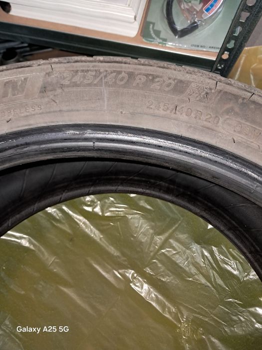 Vand 4 anvelope de iarna Michelin 245/40R20 si 275/35R20
