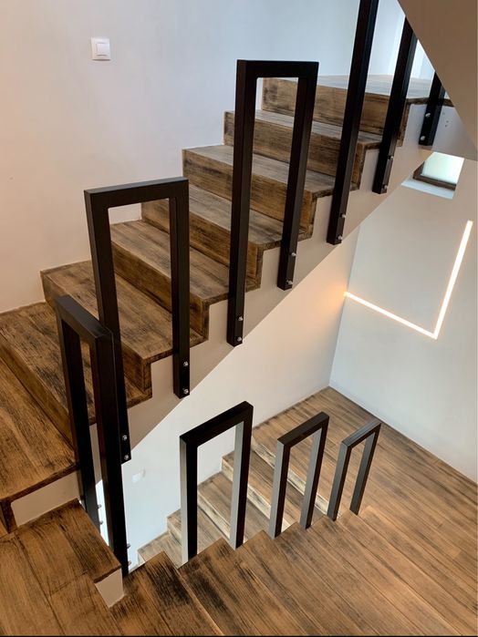 Confecții metalice , porți , garduri , balustrade, mobilier