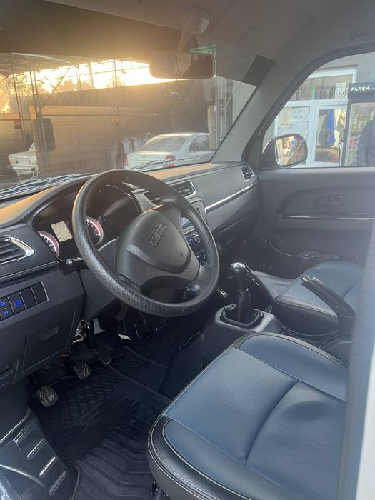 Yangi Shinaray T 30 qoshbalon sotiladi