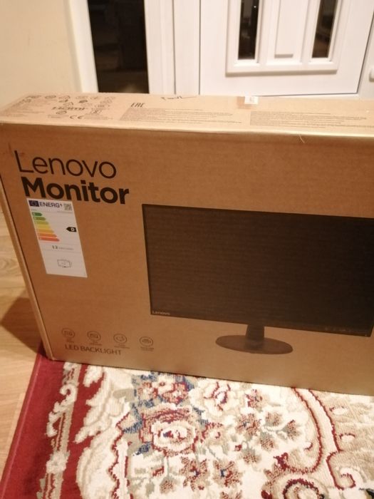 Monitor Lenovo 24"