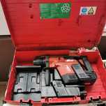 Vand Hilti te 5 a lipsă încărcător.