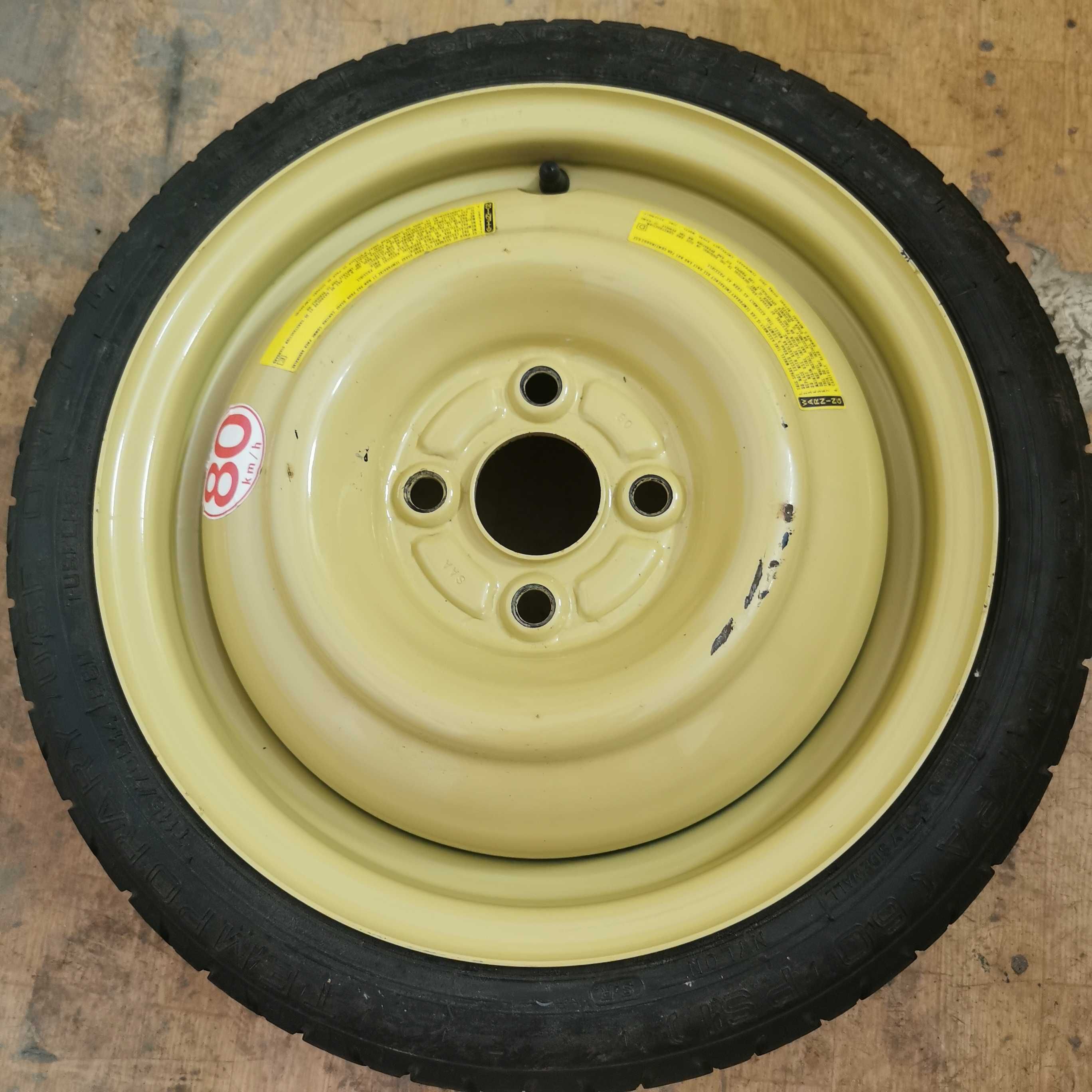 Патерица Хонда Dunlop 14 цола Резервна гума Honda T115/70D14 88M
