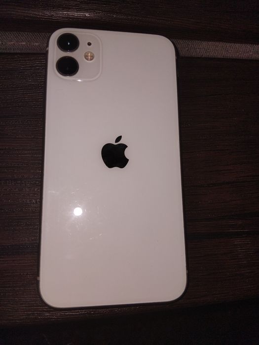 IPhone 11 128gb   р