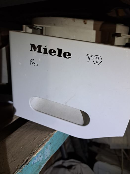 Сушильная машина Миле на зч