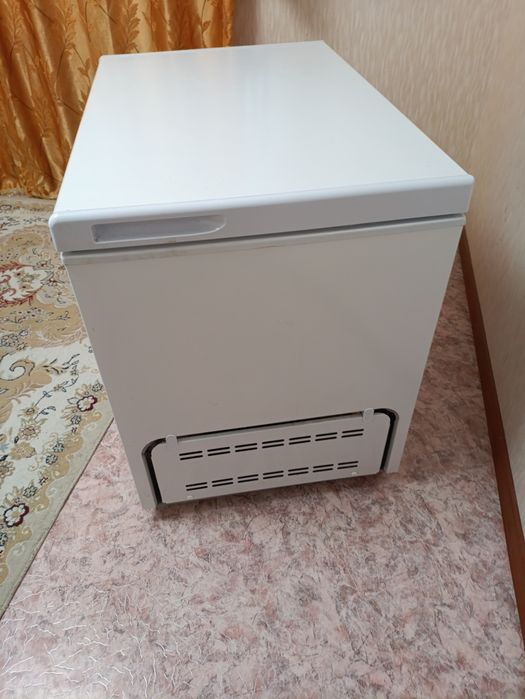 Продам морозильник