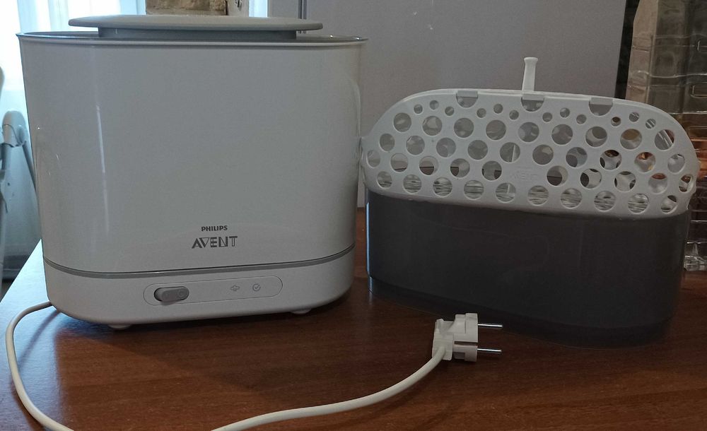 Vând  Sterilizator electric Philips-AVENT SCF286 / 4-IN-1
