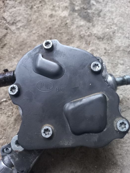 Тандем/Вакум помпа 131к.с.за Голф4,Ауди,Пассат