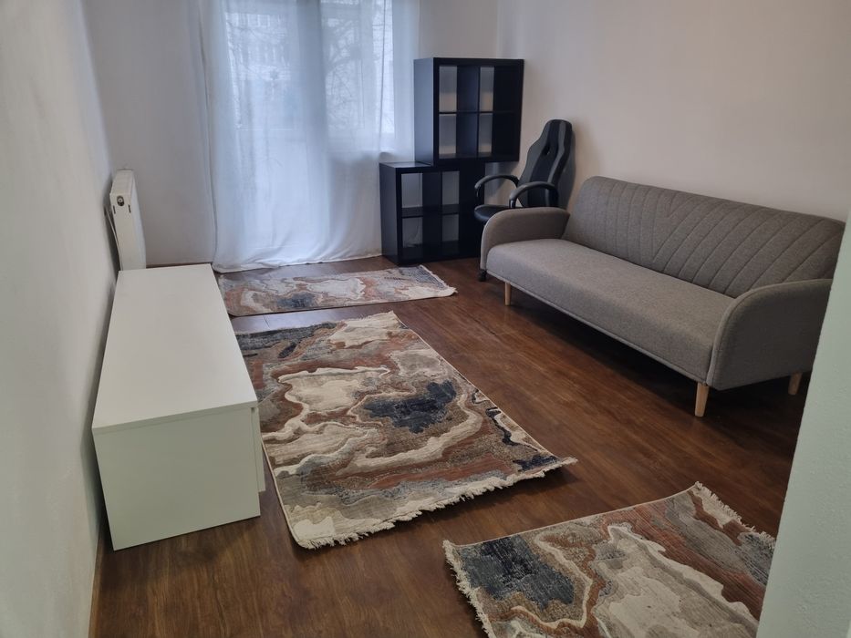 Apartament de închiriat