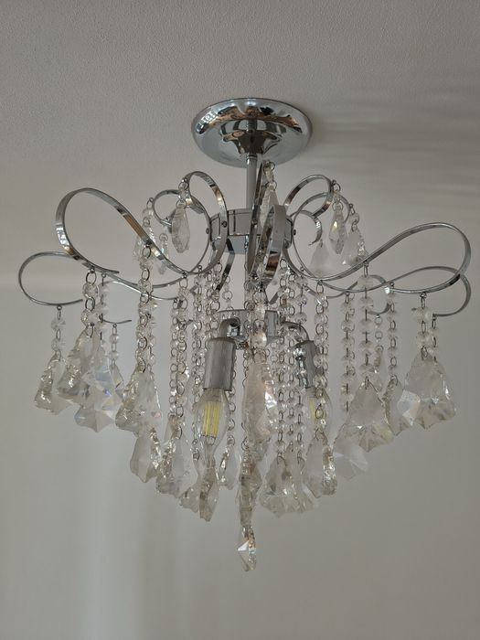 Două candelabre– 3 becuri