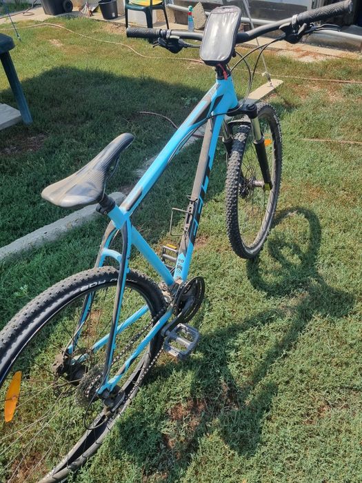 De vânzare Bicicleta Felt aproape noua