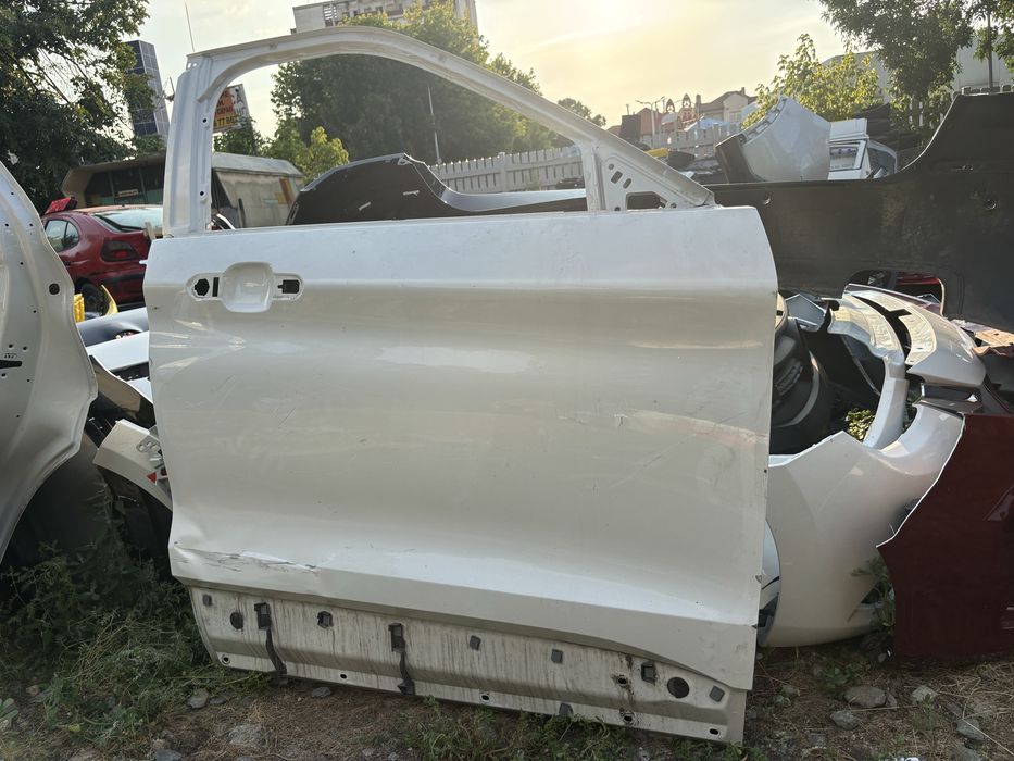 Врата Ford Explorer