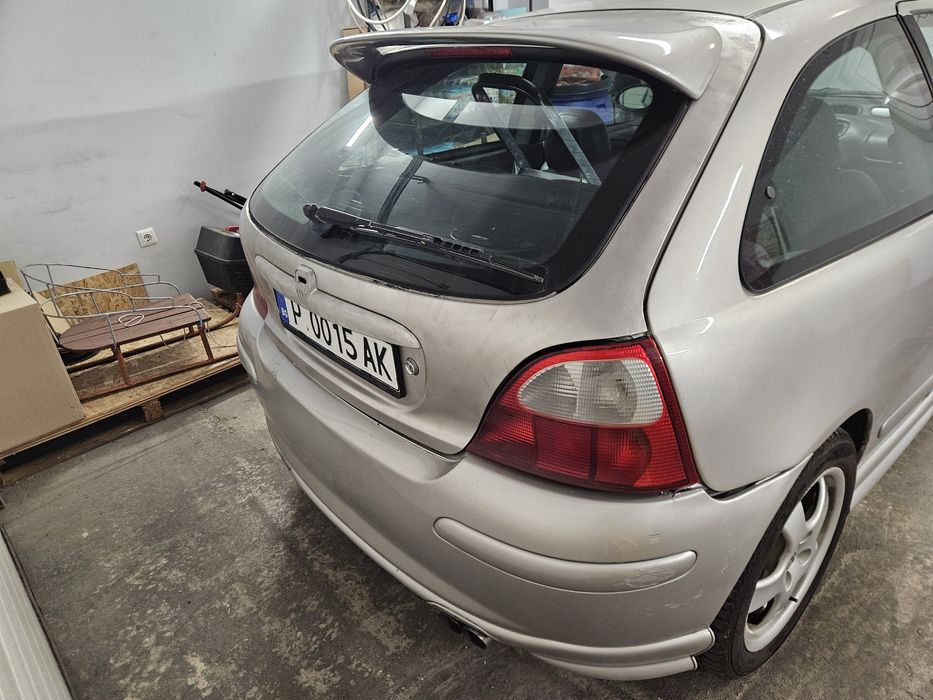 Продавам MG ZR 160