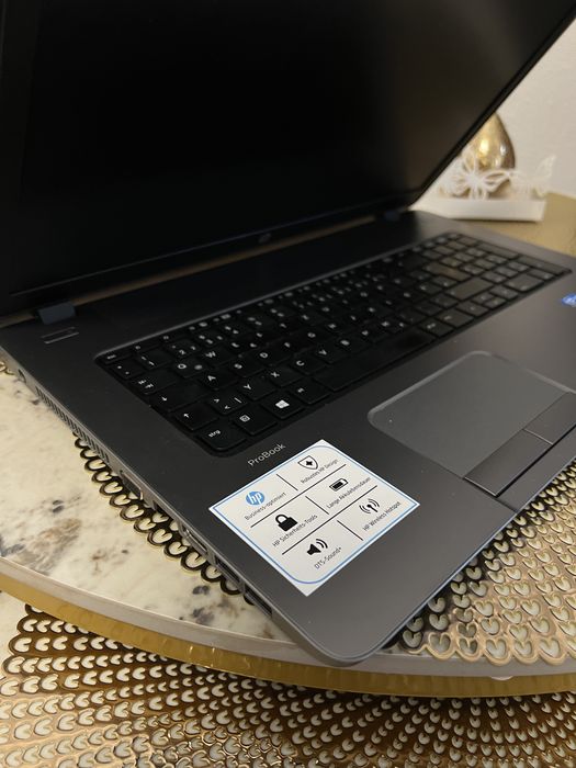 Laptop HP ProBook 17.6 inch / i5, 4gb ram, 500 HDD.