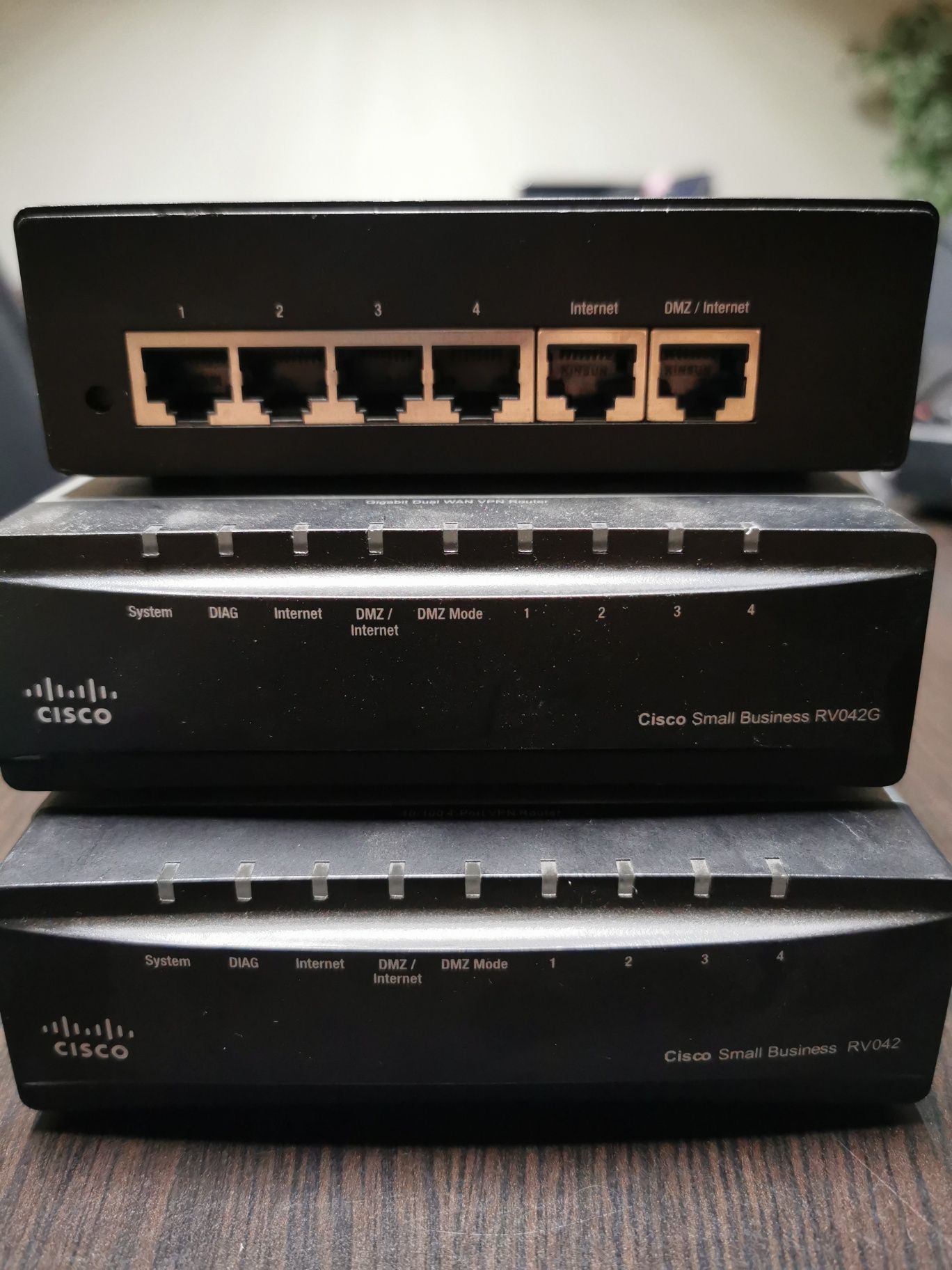 Cisco router rv042g, rv042 internet gigabit, dual WAN, vpn router