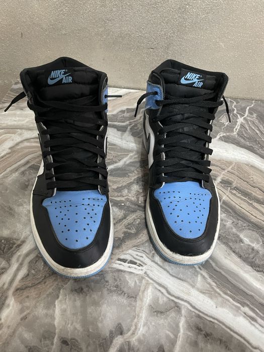 Jordan 1 high UNC toe