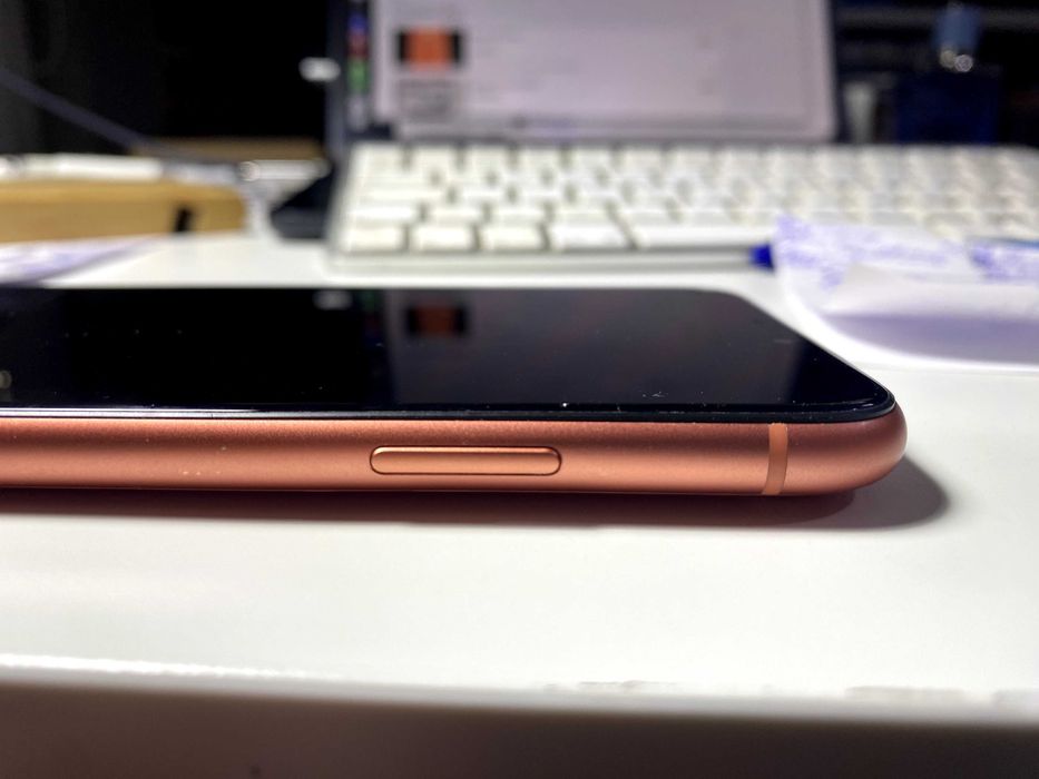 iPhone XR Coral 64GB