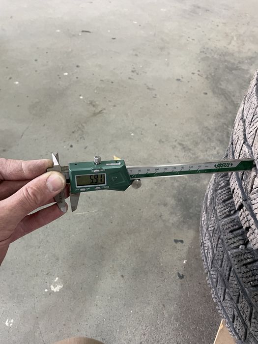 Зимни гуми бус 215/70/15