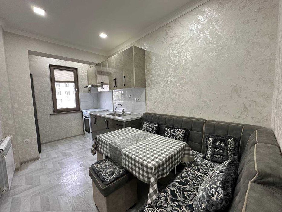 V1560 ПРОДАЕТСЯ 3/4/9 на: Ц-17/18 70м2