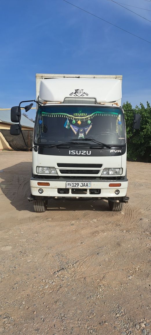 Isuzu 10 tunalik