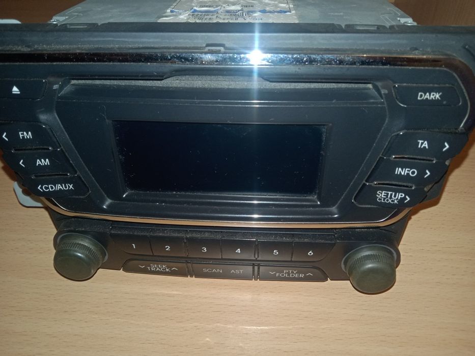 CD магнитола от Киа рио.в рабочем состояний. Продаю.