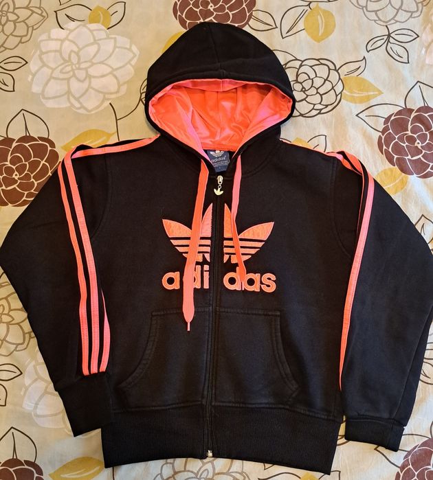 Hanorace Adidas, Nike mărimea S