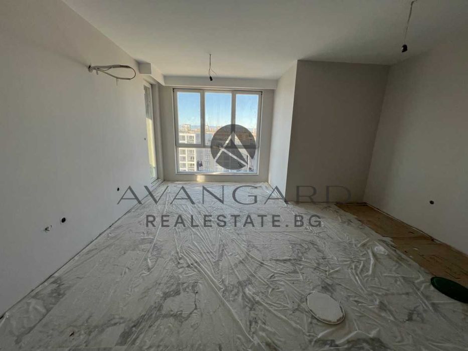 Продава се Тристаен апартамент в Пловдив, Кършияка - 120 кв.м за 1530 €/кв.м - Снимка #2