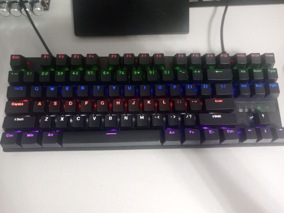 Клавиатура продам