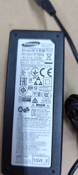 alimentator incarcator samsung 14v 1.1A mufa rotunda cu pin nou