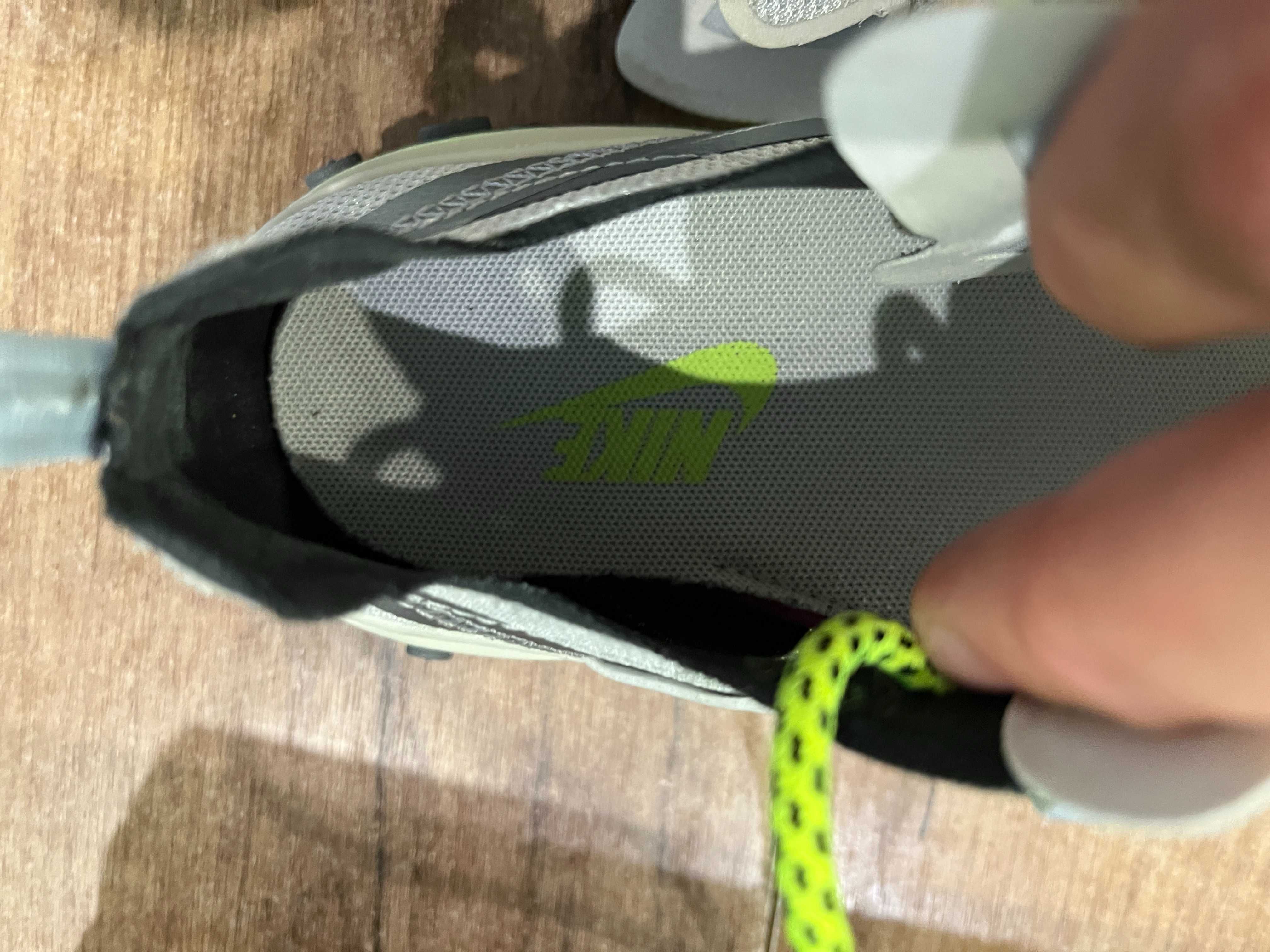 ОРИГИНАЛНИ *** Nike React Element 55 'Barely Volt'
