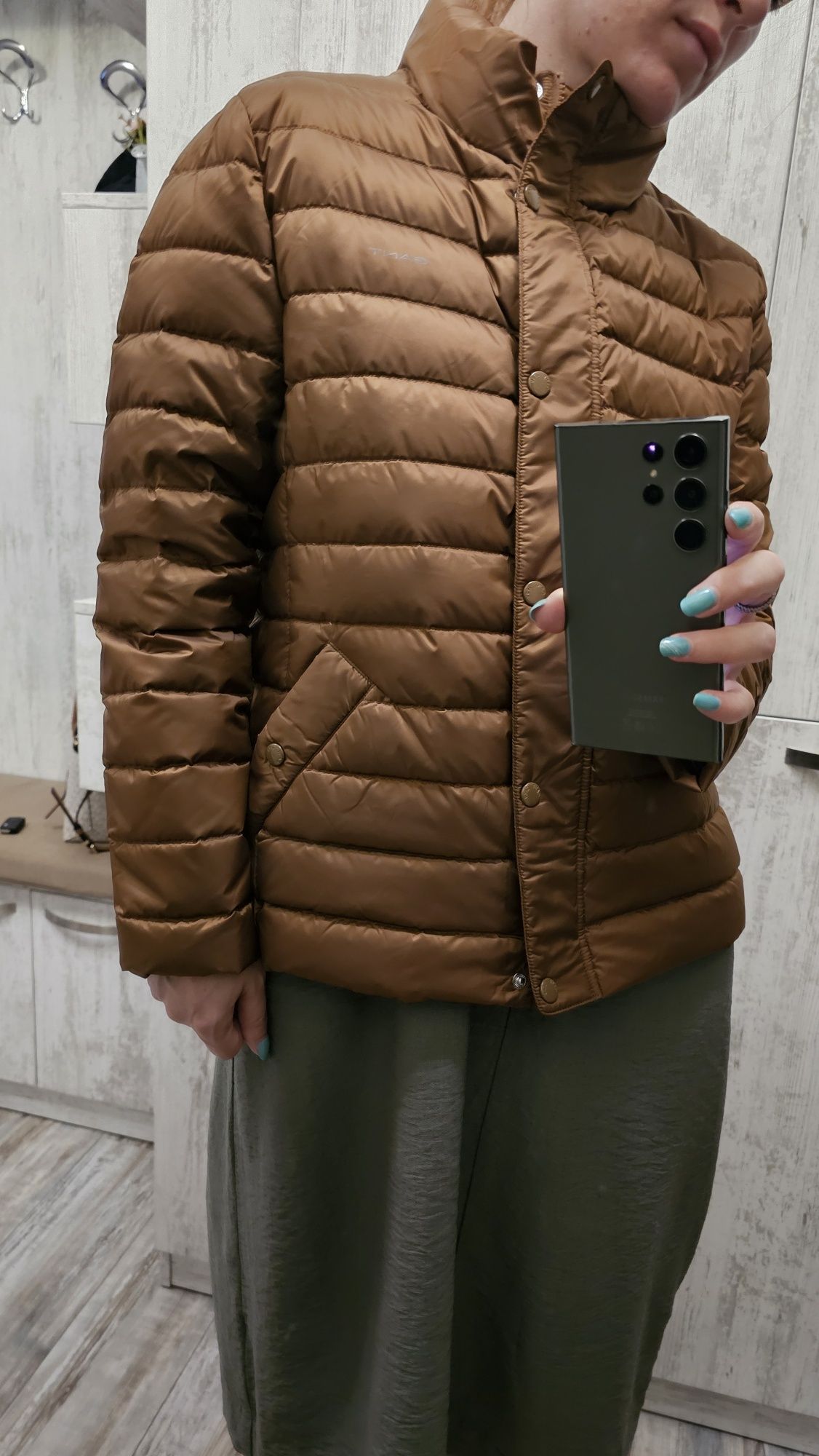 Ново дамско яке Gant