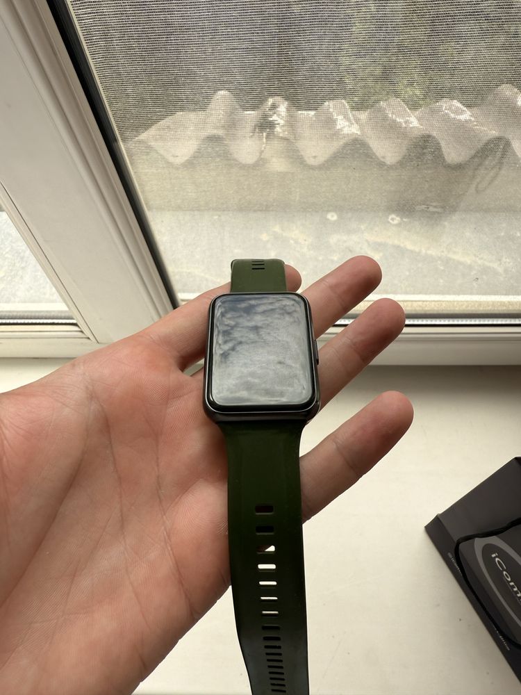 Умные часы Huawei Watch Fit 2