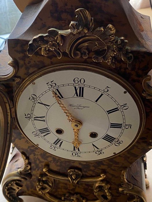 Ceas tip Semineu Hour Lavigne a Paris bronz si lemn