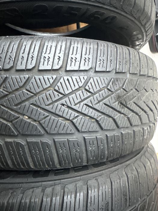 Cauciucuri iarna 215/60/16 Semperit