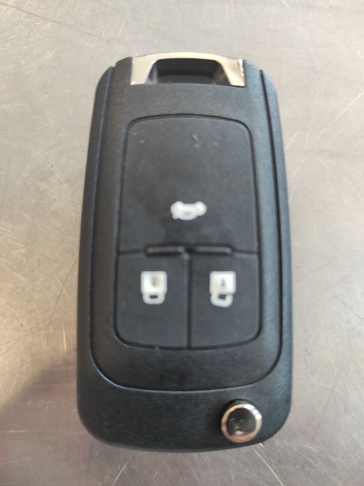 Carcasă pentru chee Opel, tip briceag,cu 3 functii