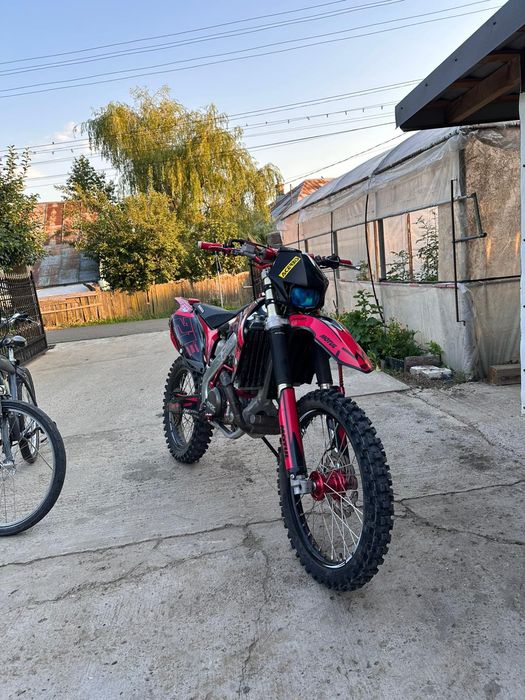 Vând Honda crf 450 2013,cu acte