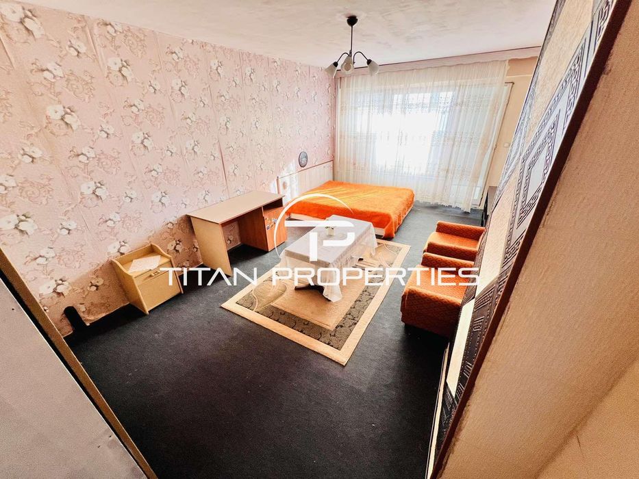 Дава се под наем Двустаен апартамент в Бургас, Славейков - 63 кв.м за 255 € - Снимка #1