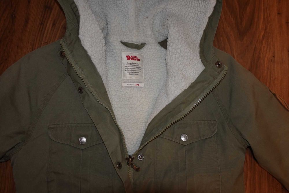 Geaca Dama Fjallraven Greenland Parka, Marimea XS, Noua fara eticheta