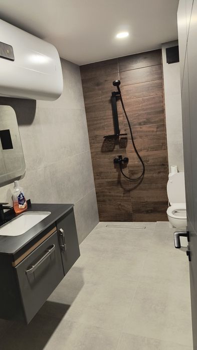 Продава се Двустаен апартамент в Пловдив, Коматевски възел - 81 кв.м за 2088 €/кв.м - Снимка #6