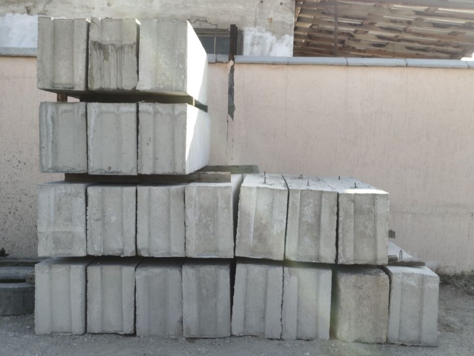 Фундаментые блоки